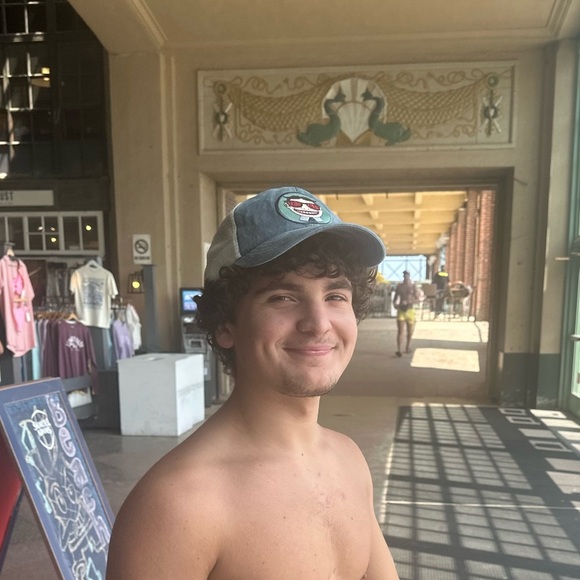 IF U HAVE A MOMENTโฆ. PLEASE READ TO UNDERSTAND Y I SELL ON POSHMARKโฆ๐๐ - Picture 14 of 15